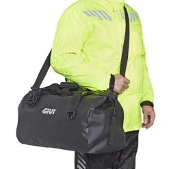 Givi EA115 Easy-T Waterproof 40L Cylinder Bag 14 Givi EA115 Easy-T Waterproof 40L Cylinder Bag -Givi Sales Store givi ea115 bkea115 kg waterproof40 l cylinder bag 7