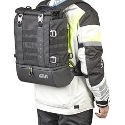 Givi GRT711 Gravel-T 25L Waterproof Backpack 12 Givi GRT711 Gravel-T 25L Waterproof Backpack -Givi Sales Store givi grt711 gravel t25 l waterproof backpack 4