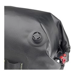 Givi GRT714B Waterproof 20L Cargo Bag 6 Givi GRT714B Waterproof 20L Cargo Bag -Givi Sales Store givi grt714 b waterproof20 l cargo bag 4