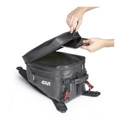 Givi GRT715 Gravel-T Waterproof 20L Tank Bag 10 Givi GRT715 Gravel-T Waterproof 20L Tank Bag -Givi Sales Store givi grt715 gravel t waterproof20 l tank bag 8