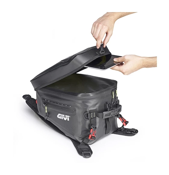 Givi GRT715 Gravel-T Waterproof 20L Tank Bag 5 Givi GRT715 Gravel-T Waterproof 20L Tank Bag - Image 3