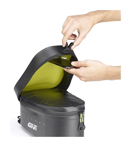 Givi GRT716 Gravel-T Waterproof 6L Tank Bag 6 Givi GRT716 Gravel-T Waterproof 6L Tank Bag - Image 4