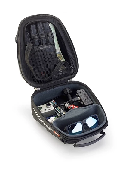 Givi ST605B Sport-T TanklockED 5L Tank Bag 9 Givi ST605B Sport-T TanklockED 5L Tank Bag - Image 7