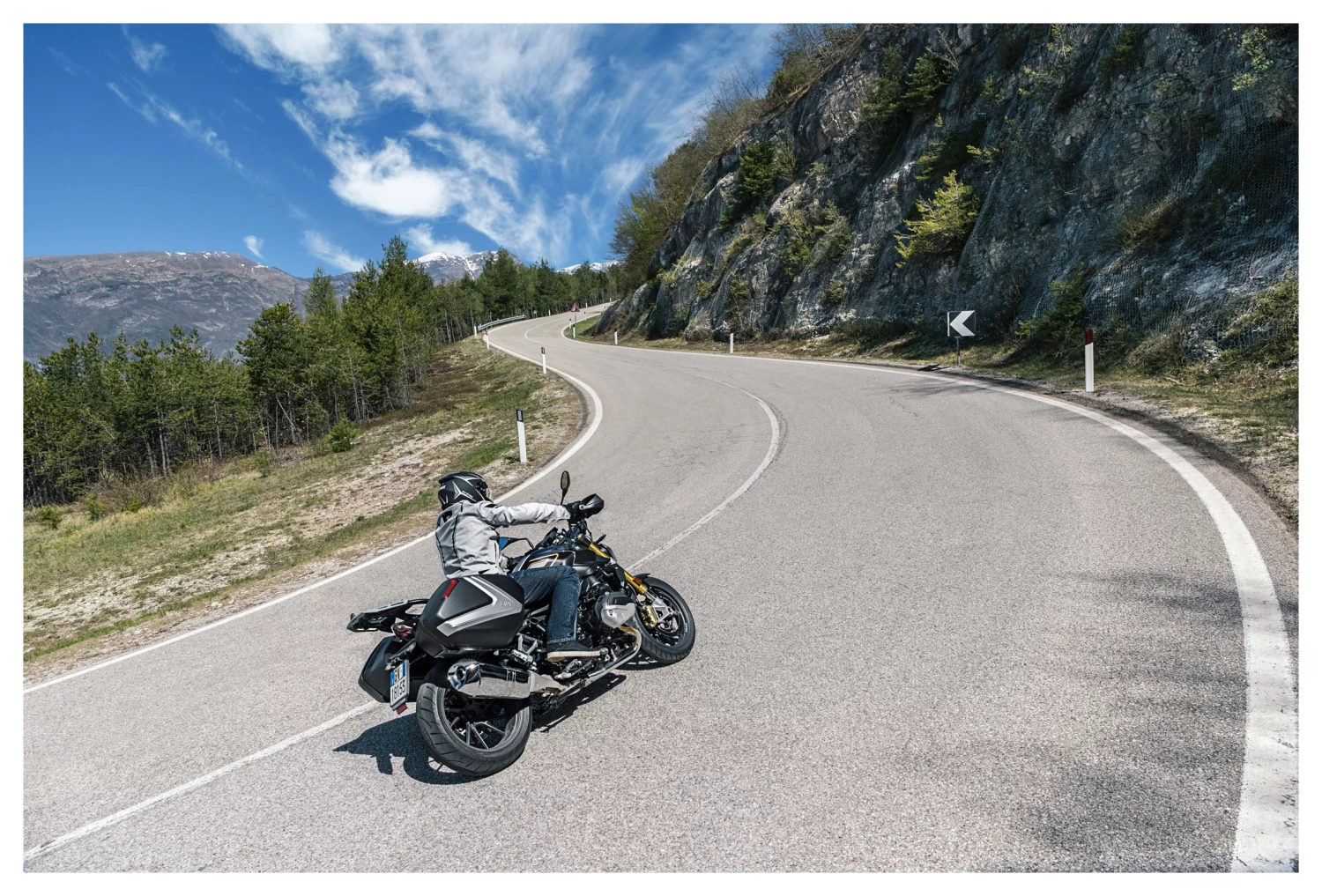 Givi V37 Side Cases 16 Givi V37 Side Cases - Image 14